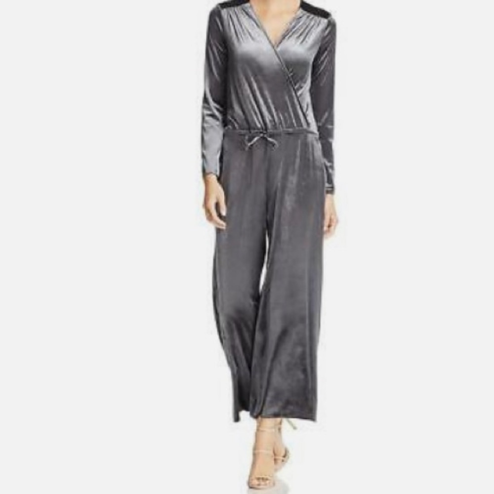 One clothing Los Ángeles gray velvet jumpsuit size xs